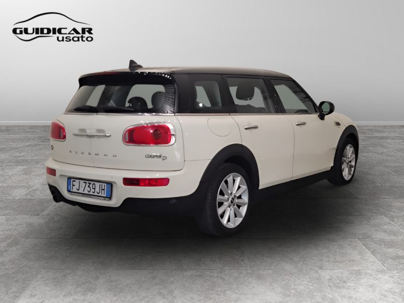 GuidiCar - MINI Mini 2017 Mini Clubman 2.0 Cooper D Business Usato