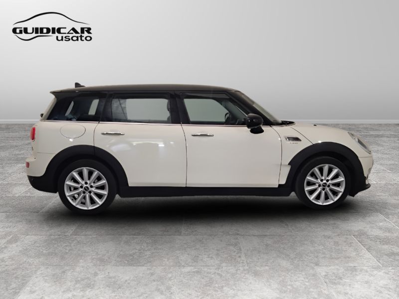 GuidiCar - MINI Mini 2017 Mini Clubman 2.0 Cooper D Business Usato