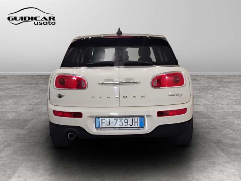 GuidiCar - MINI Mini 2017 Mini Clubman 2.0 Cooper D Business Usato