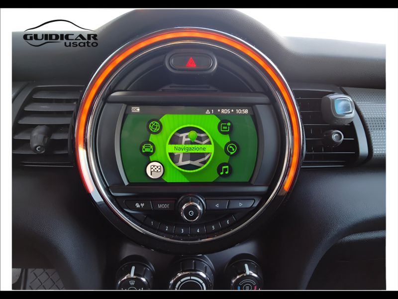 GuidiCar - MINI Mini 2019 Mini 5p 1.5 Cooper D Business Usato