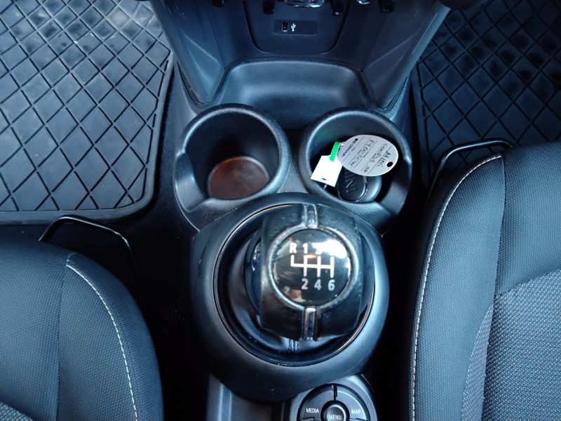 GuidiCar - MINI Mini 2019 Mini 5p 1.5 Cooper D Business Usato