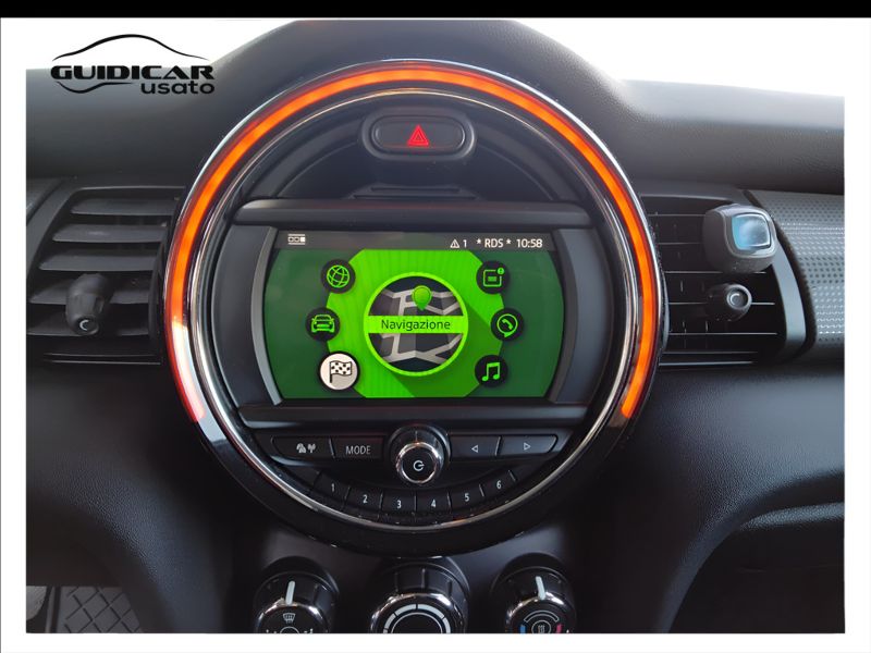 GuidiCar - MINI Mini 2019 Mini 5p 1.5 Cooper D Business Usato