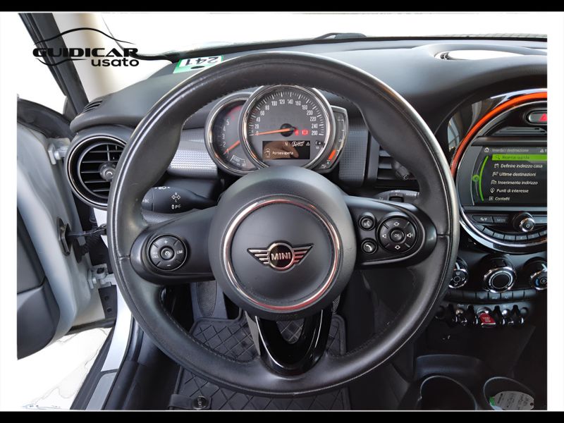 GuidiCar - MINI Mini 2019 Mini 5p 1.5 Cooper D Business Usato