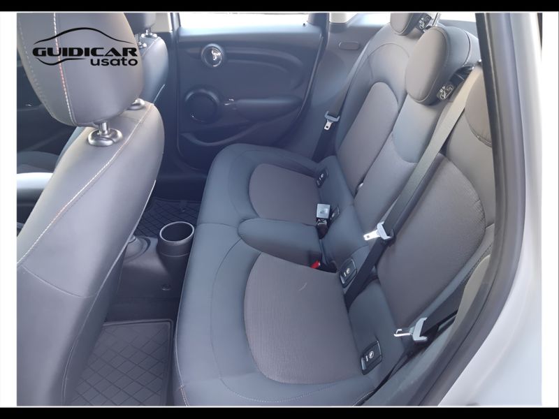 GuidiCar - MINI Mini 2019 Mini 5p 1.5 Cooper D Business Usato