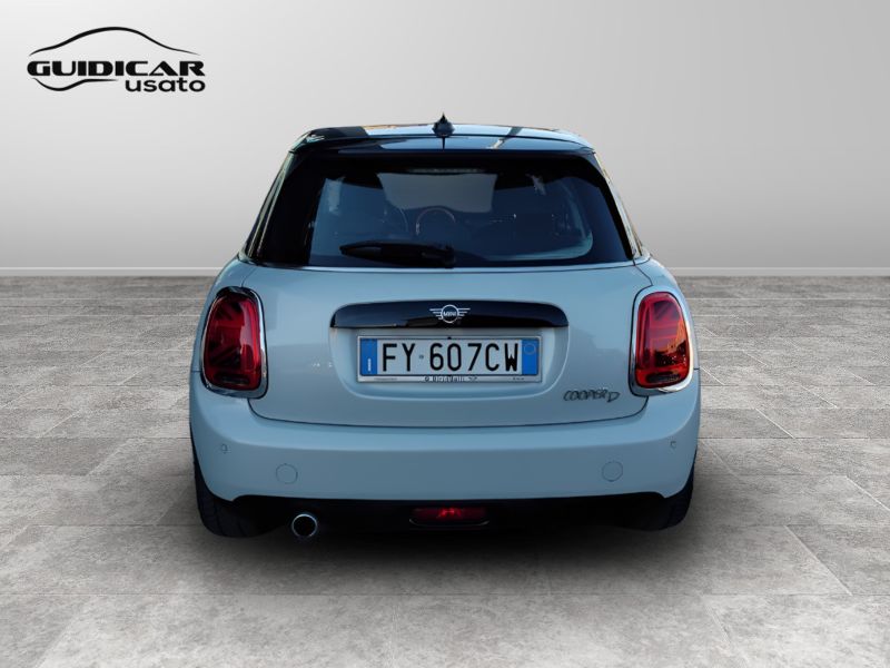 GuidiCar - MINI Mini 2019 Mini 5p 1.5 Cooper D Business Usato