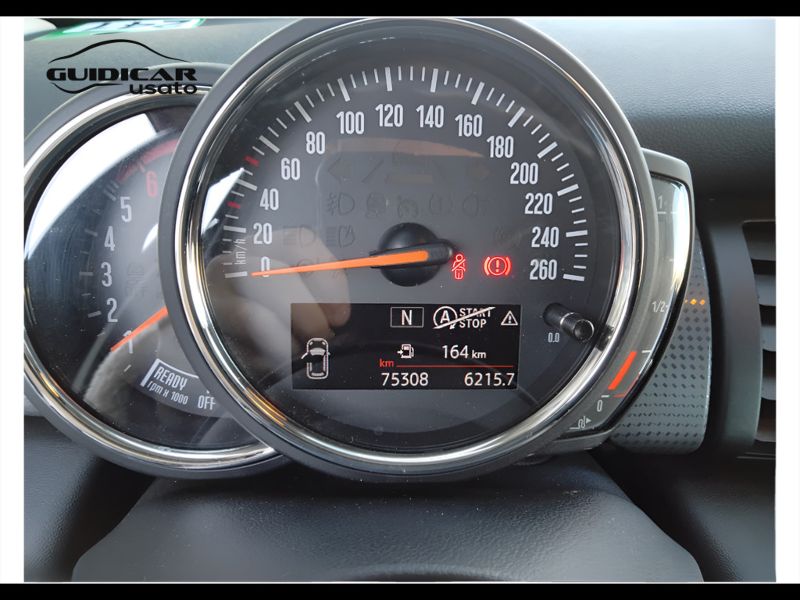 GuidiCar - MINI Mini 2019 Mini 5p 1.5 Cooper D Business Usato
