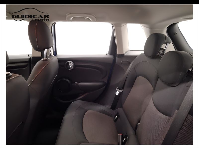 GuidiCar - MINI Mini 2018 Mini 5p 1.5 Cooper D Usato