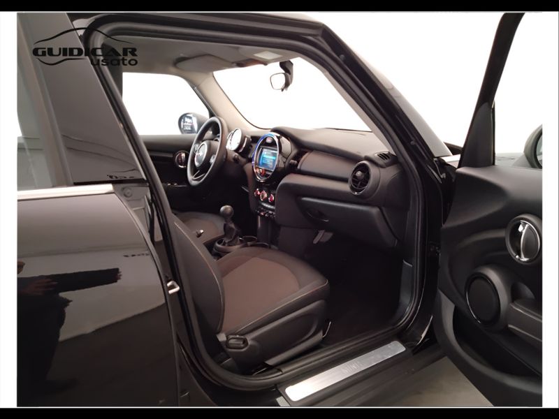 GuidiCar - MINI Mini 2019 Mini 5p 1.5 One Baker Street 75cv Usato
