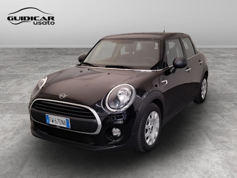 GuidiCar - MINI Mini 2019 Mini 5p 1.5 One Baker Street 75cv Usato