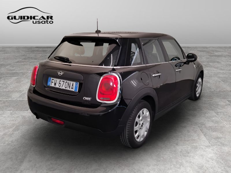 GuidiCar - MINI Mini 2019 Mini 5p 1.5 One Baker Street 75cv Usato