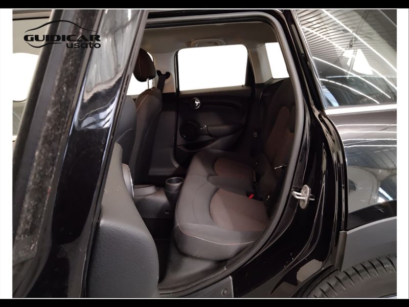 GuidiCar - MINI Mini 2019 Mini 5p 1.5 One Baker Street 75cv Usato