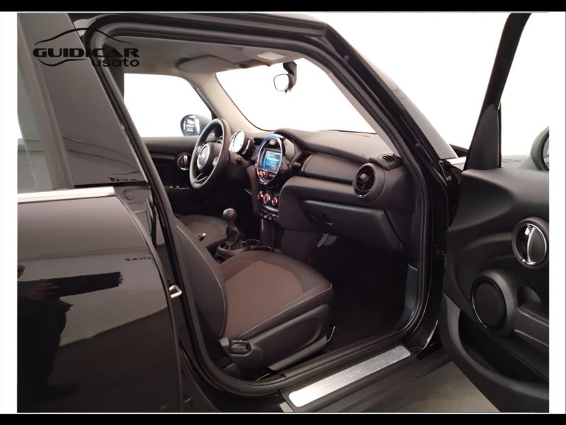 GuidiCar - MINI Mini 2019 Mini 5p 1.5 One Baker Street 75cv Usato