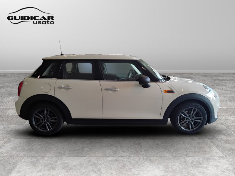 GuidiCar - MINI Mini 2015 Mini 1.2 One 75cv 5p Usato