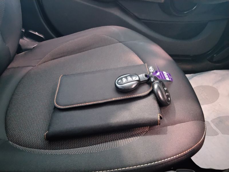 GuidiCar - MINI Mini 2015 Mini 1.2 One 75cv 5p Usato