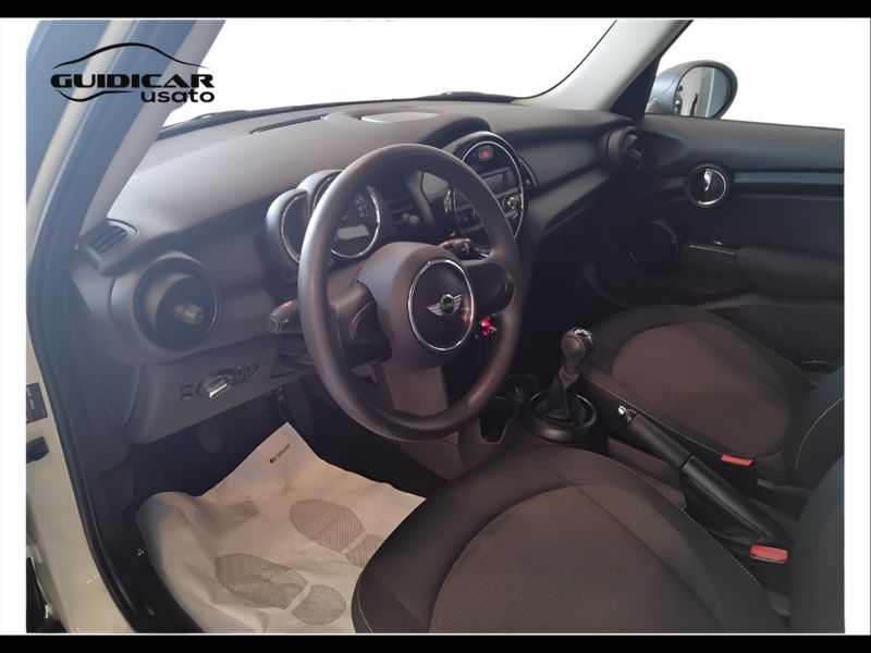 GuidiCar - MINI Mini 2015 Mini 1.2 One 75cv 5p Usato