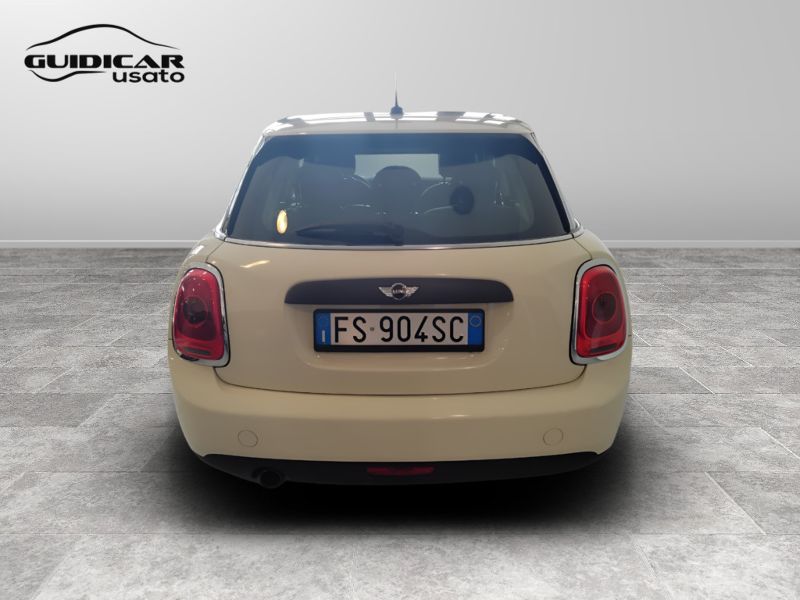 GuidiCar - MINI Mini 2015 Mini 1.2 One 75cv 5p Usato