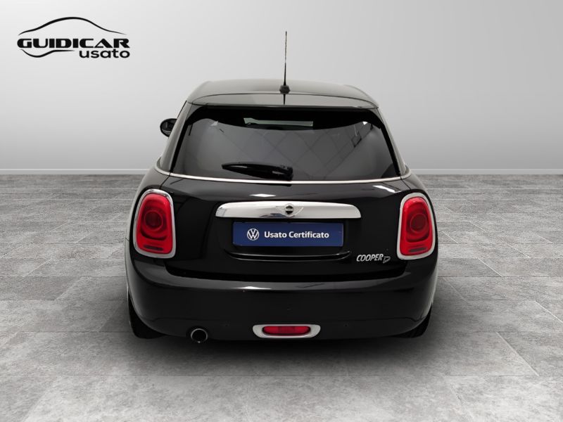 GuidiCar - MINI Mini 2015 Mini 1.5 Cooper D 5p Usato
