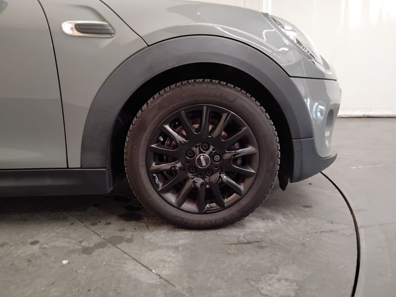 GuidiCar - MINI Mini 2020 Mini 3p 1.5 One 75cv Usato