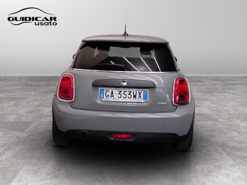 GuidiCar - MINI Mini 2020 Mini 3p 1.5 One 75cv Usato