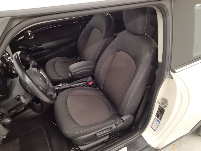 GuidiCar - MINI Mini 2021 Mini 3p 1.5 Cooper Business auto Usato