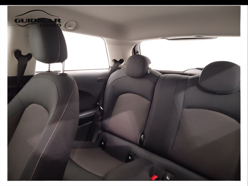 GuidiCar - MINI Mini 2021 Mini 3p 1.5 Cooper Business auto Usato