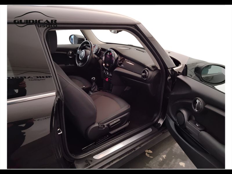 GuidiCar - MINI Mini 2021 Mini 3p 1.5 One Classic 75cv Usato