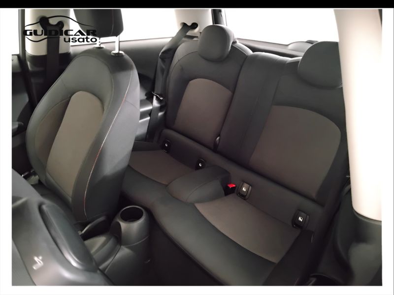 GuidiCar - MINI Mini 2021 Mini 3p 1.5 One Classic 75cv Usato