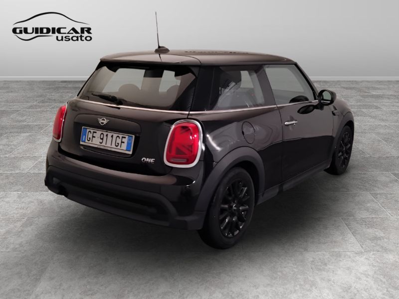 GuidiCar - MINI Mini 2021 Mini 3p 1.5 One Classic 75cv Usato