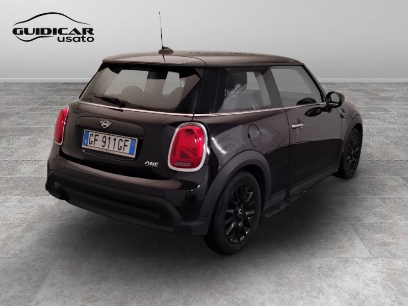 GuidiCar - MINI Mini 2021 Mini 3p 1.5 One Classic 75cv Usato