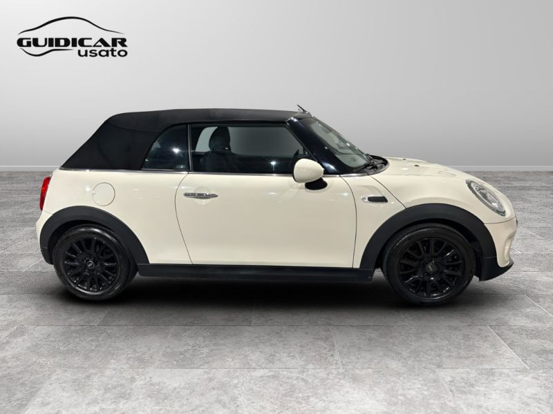 GuidiCar - MINI Mini 2018 Mini Cabrio 1.5 Cooper D Boost Usato