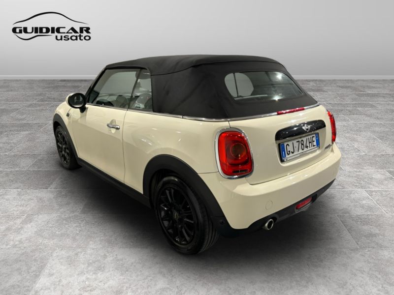 GuidiCar - MINI Mini 2018 Mini Cabrio 1.5 Cooper D Boost Usato