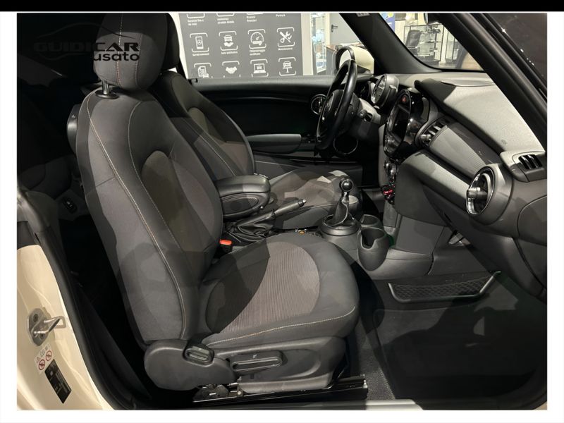 GuidiCar - MINI Mini 2018 Mini Cabrio 1.5 Cooper D Boost Usato