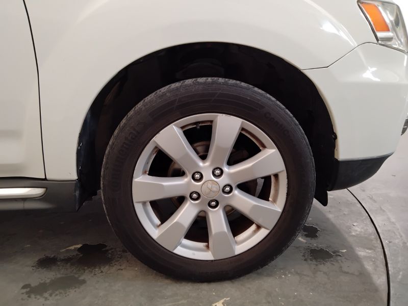 GuidiCar - MITSUBISHI Outlander 2010 Outlander 2.2 di-d Instyle 7p.ti tc-sst dpf Usato