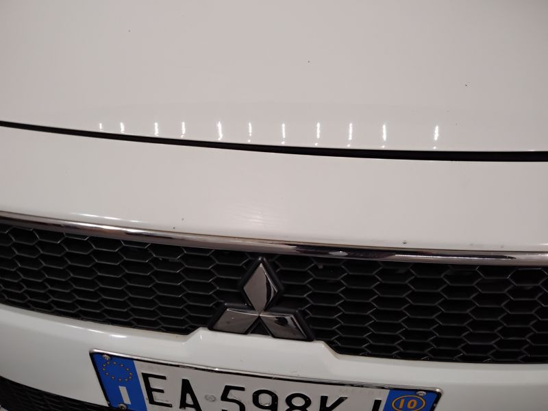 GuidiCar - MITSUBISHI Outlander 2010 Outlander 2.2 di-d Instyle 7p.ti tc-sst dpf Usato