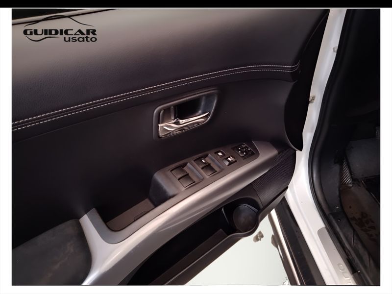 GuidiCar - MITSUBISHI Outlander 2010 Outlander 2.2 di-d Instyle 7p.ti tc-sst dpf Usato