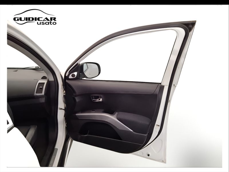 GuidiCar - MITSUBISHI Outlander 2010 Outlander 2.2 di-d Instyle 7p.ti tc-sst dpf Usato