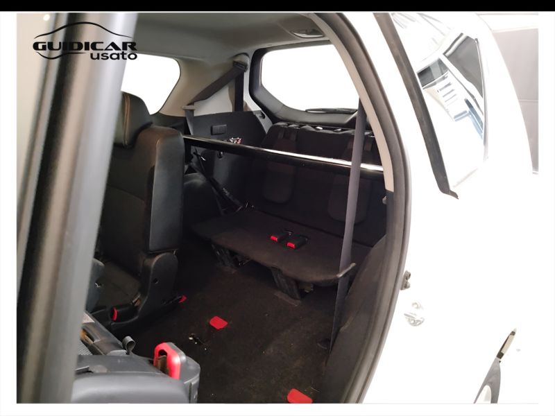 GuidiCar - MITSUBISHI Outlander 2010 Outlander 2.2 di-d Instyle 7p.ti tc-sst dpf Usato