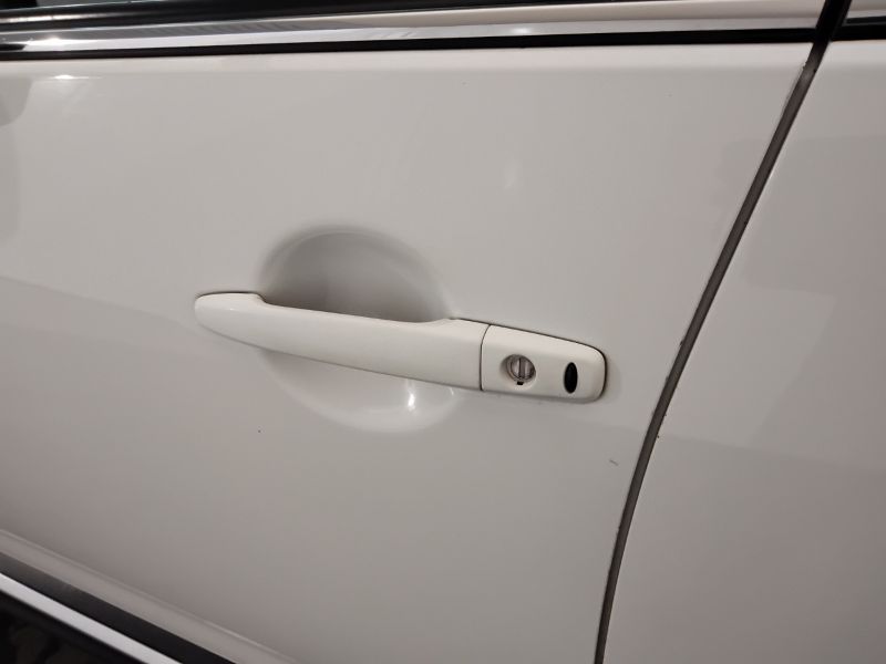 GuidiCar - MITSUBISHI Outlander 2010 Outlander 2.2 di-d Instyle 7p.ti tc-sst dpf Usato