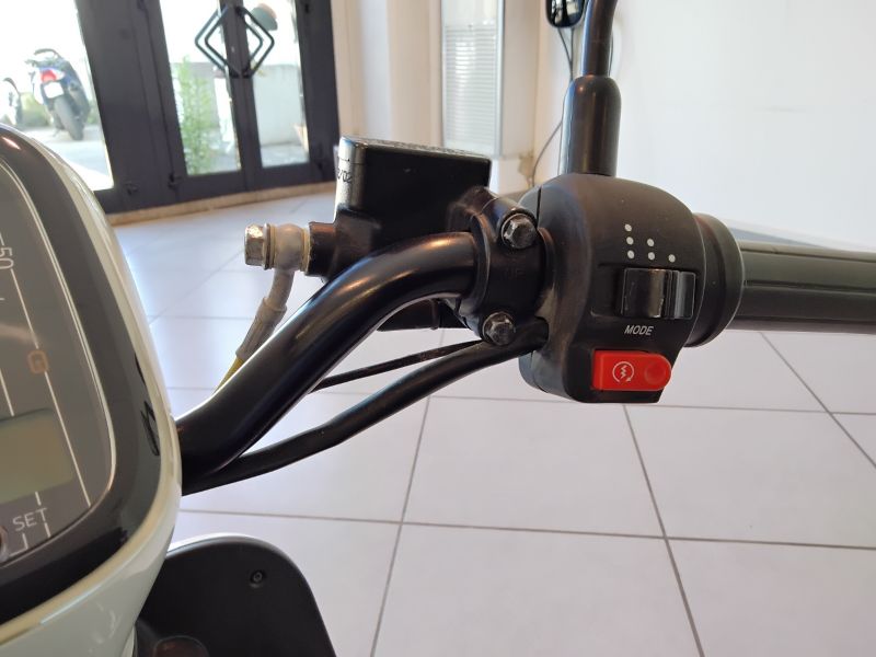 GuidiCar - MOTO Modello 2019 Modello - ASKOLL Usato
