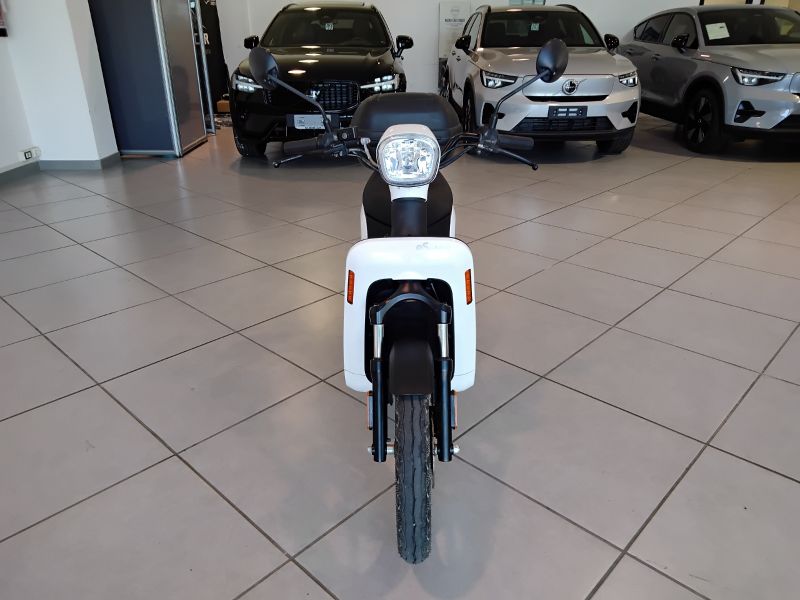 GuidiCar - MOTO Modello 2019 Modello - ASKOLL Usato