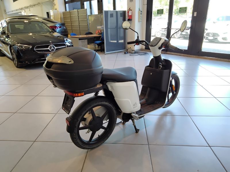 GuidiCar - MOTO Modello 2019 Modello - ASKOLL Usato