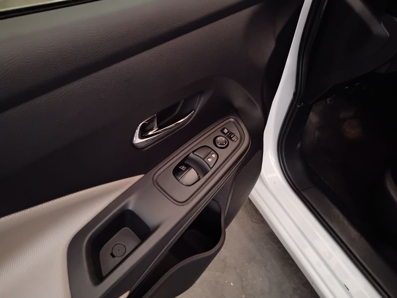 GuidiCar - NISSAN Micra 2018 Micra 1.5 dci Tekna 90cv Usato
