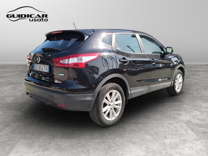 GuidiCar - NISSAN Qashqai 2015 Qashqai 1.5 dci Acenta 110cv E6 Usato