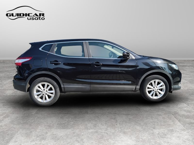 GuidiCar - NISSAN Qashqai 2015 Qashqai 1.5 dci Acenta 110cv E6 Usato