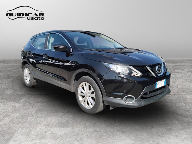 GuidiCar - NISSAN Qashqai 2015 Qashqai 1.5 dci Acenta 110cv E6 Usato