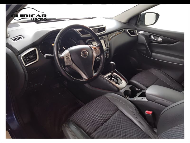 GuidiCar - NISSAN Qashqai 2015 Qashqai 1.6 dci Tekna 2wd 130cv xtronic Usato