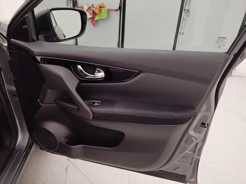 GuidiCar - NISSAN Qashqai 2020 Qashqai 1.5 dci Business 115cv my20 Usato