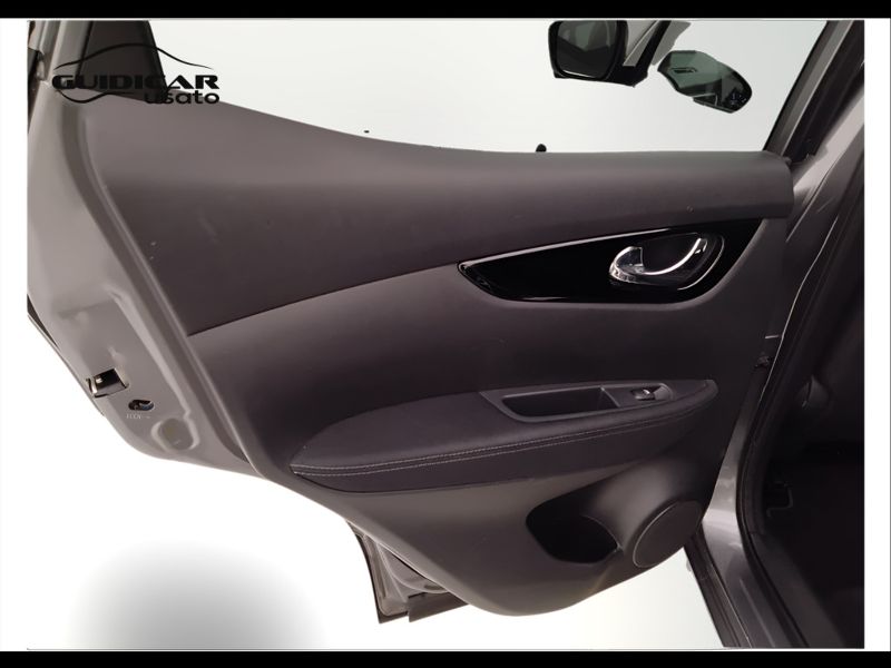 GuidiCar - NISSAN Qashqai 2020 Qashqai 1.5 dci Business 115cv my20 Usato