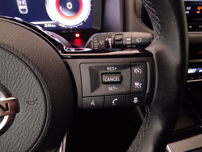 GuidiCar - NISSAN Qashqai 2021 Qashqai 1.3 mild hybrid N-Connecta 2wd 140cv Usato