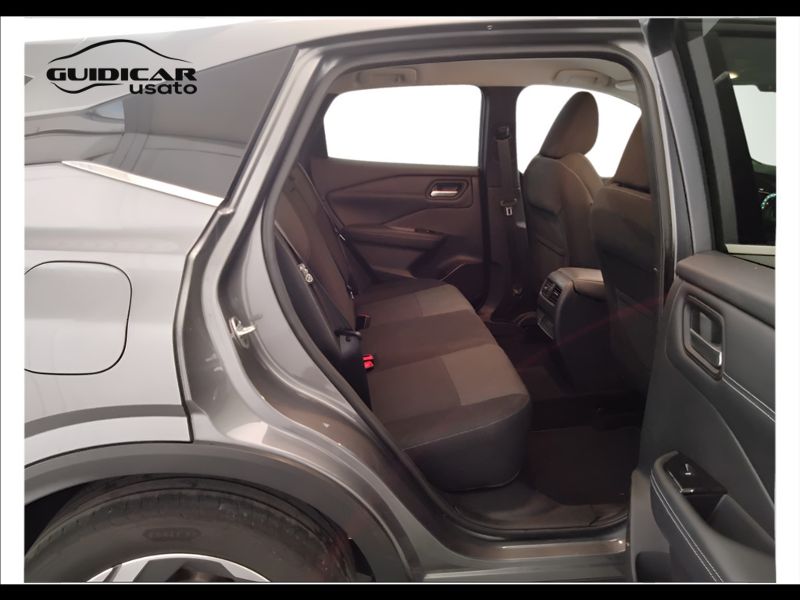 GuidiCar - NISSAN Qashqai 2021 Qashqai 1.3 mild hybrid N-Connecta 2wd 140cv Usato